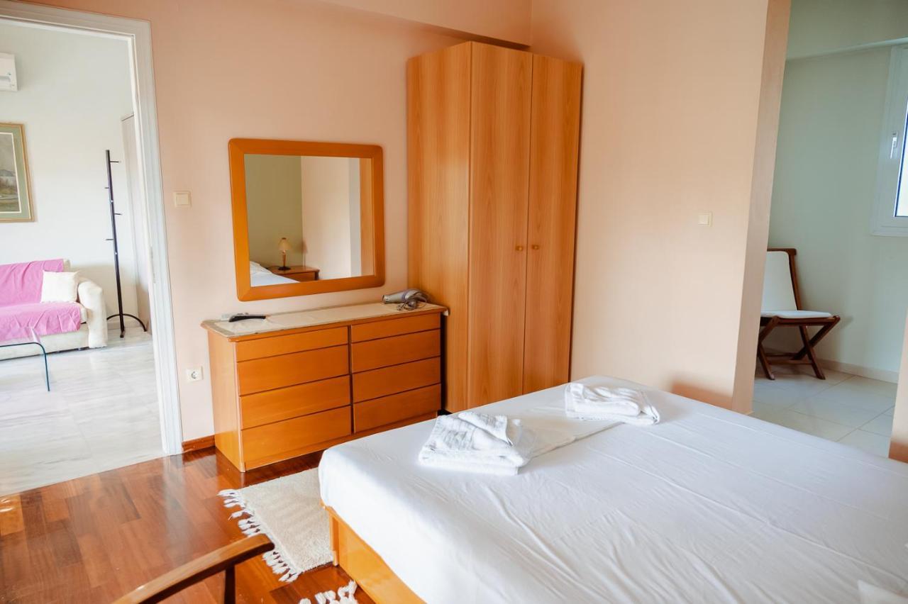 Seafront Apartment Karfás Buitenkant foto